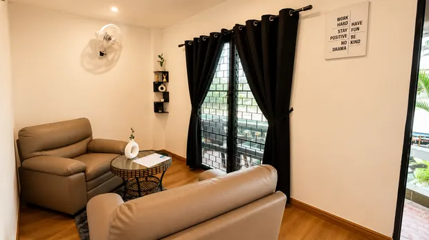 Sitting area with armchairs